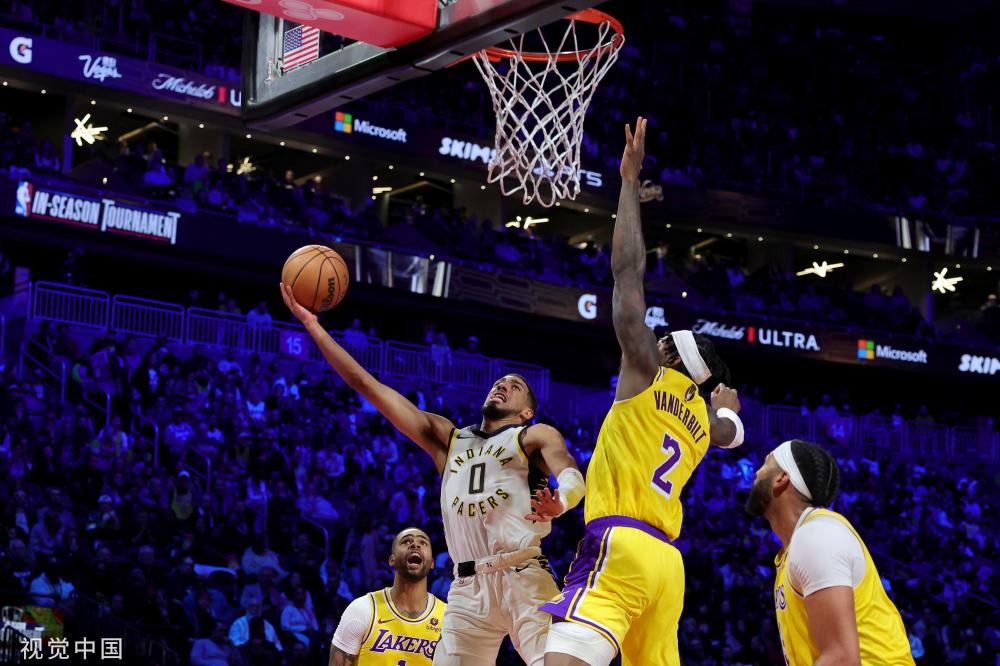 C罗则以无 C罗则以无